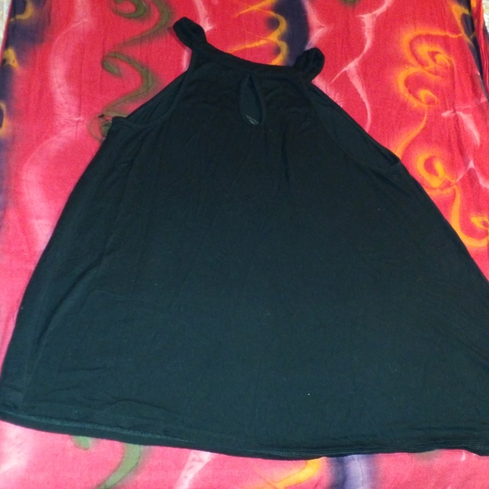 TORRID SLEEVELESS TANK SIZE 00 - Picture 4 of 5